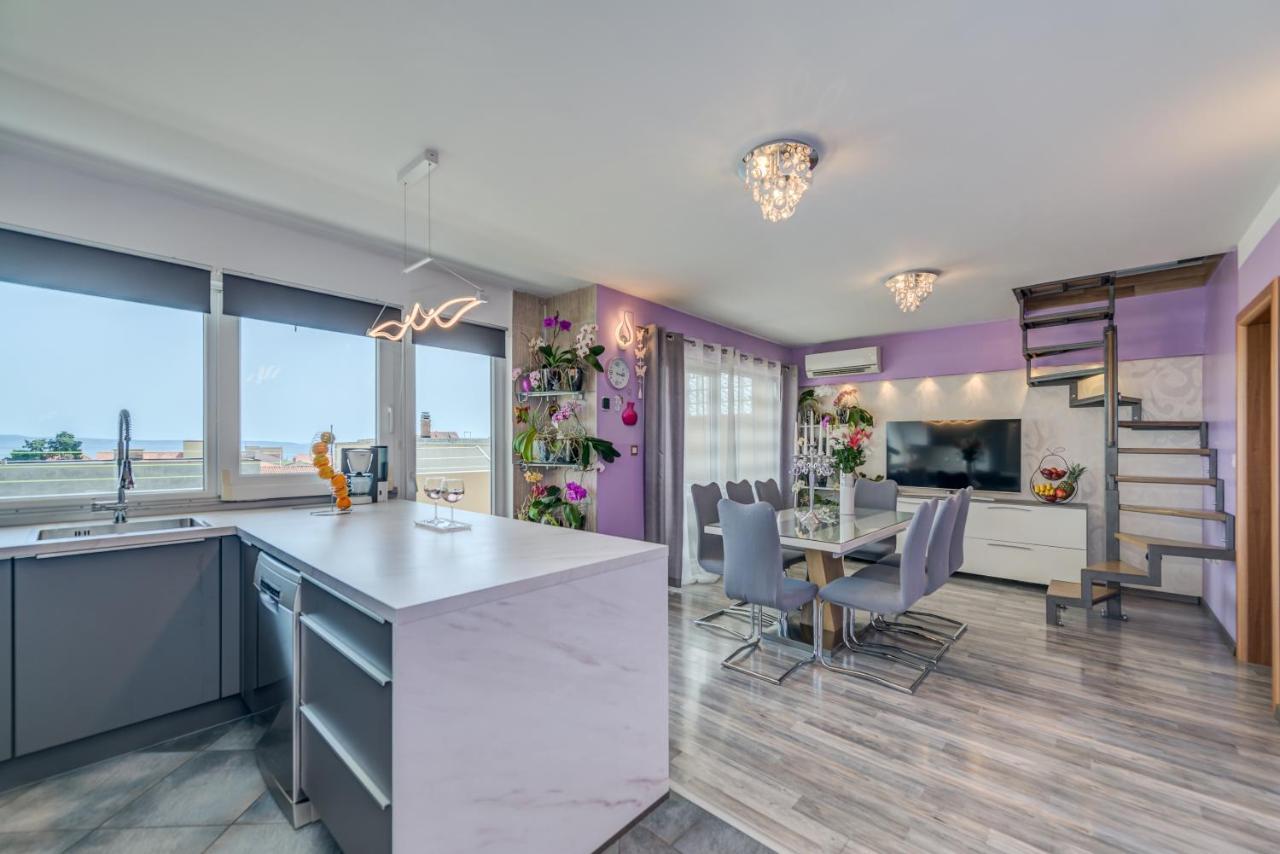 Summer Orchid - Spacious Duplex By The Beach & Ps5 Stobreč Екстериор снимка