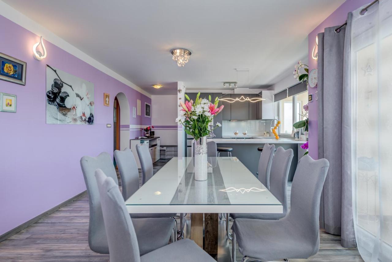 Summer Orchid - Spacious Duplex By The Beach & Ps5 Stobreč Екстериор снимка