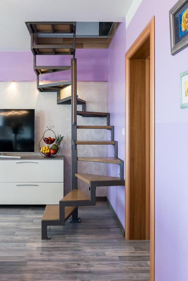 Summer Orchid - Spacious Duplex By The Beach & Ps5 Stobreč Екстериор снимка