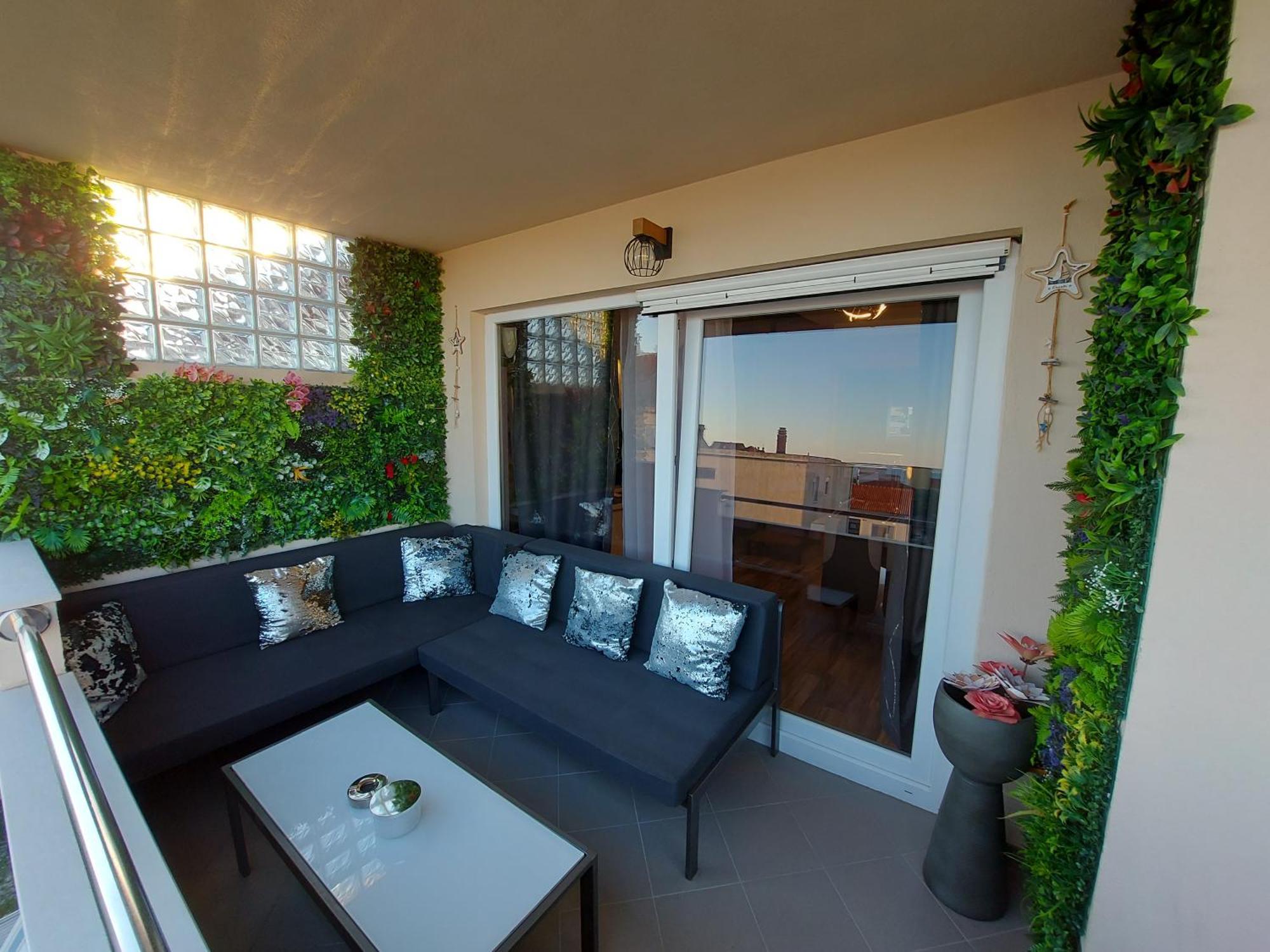 Summer Orchid - Spacious Duplex By The Beach & Ps5 Stobreč Екстериор снимка